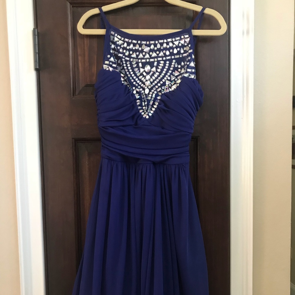 blue dress